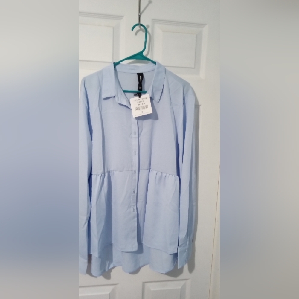 Agnes Dora light blue blouse
